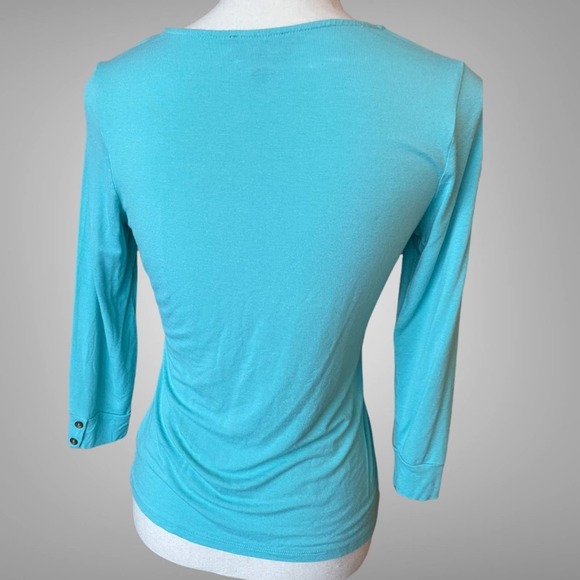 The Limited Women's 3/4 Sleeve Light Blue Top with square front design Size S - Picture 7 of 7